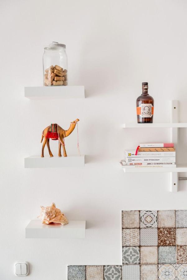 Relax Into Loft Living At A Light-Filled City Escape บูดาเปสต์ ภายนอก รูปภาพ