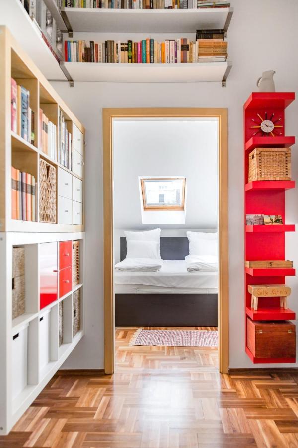 Relax Into Loft Living At A Light-Filled City Escape บูดาเปสต์ ภายนอก รูปภาพ