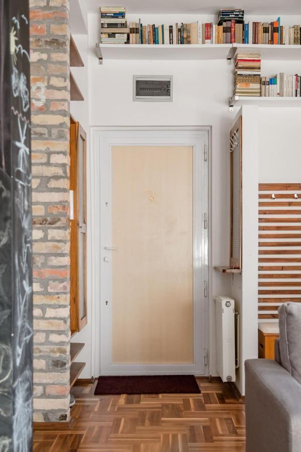 Relax Into Loft Living At A Light-Filled City Escape บูดาเปสต์ ภายนอก รูปภาพ
